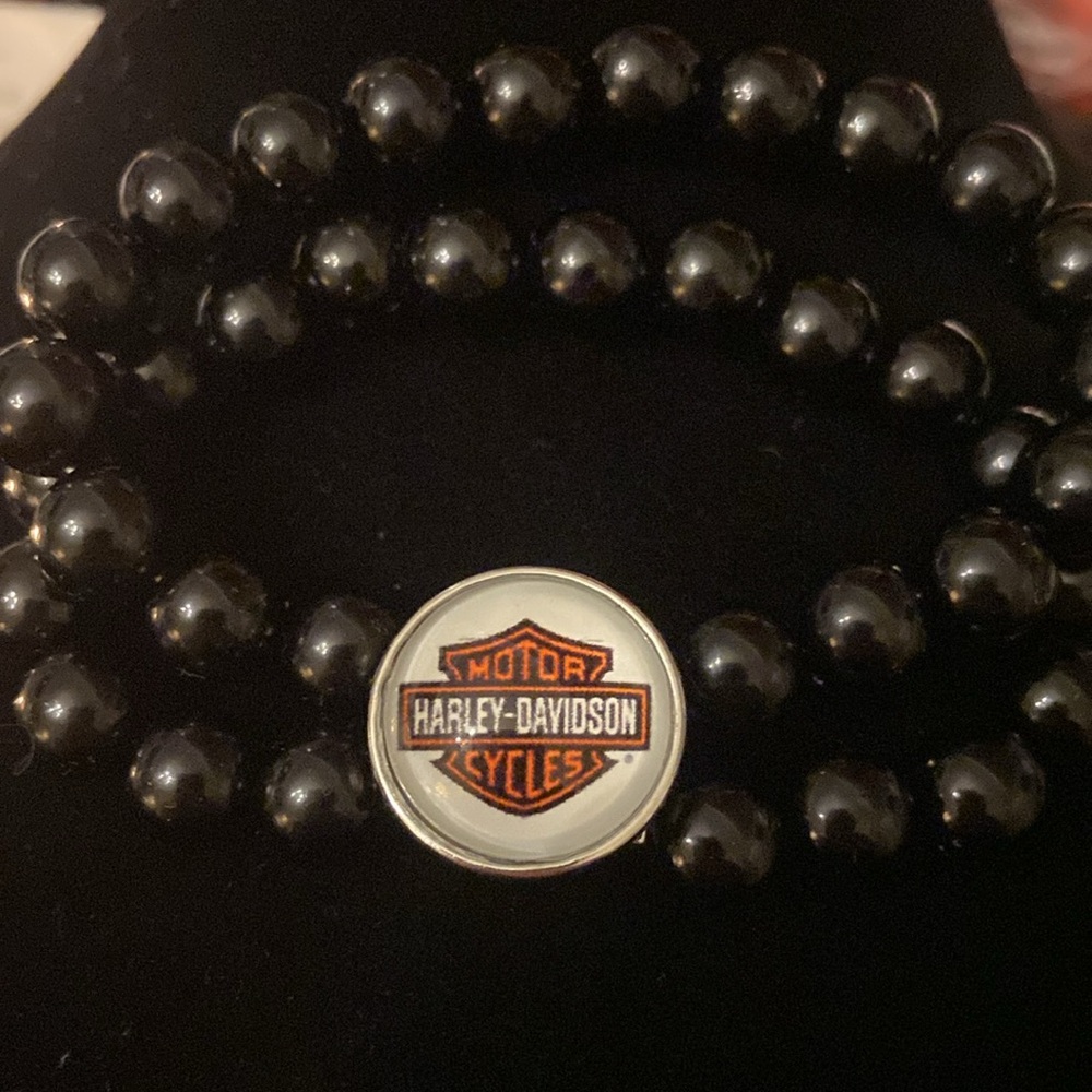 - HD Beaded Bracelet